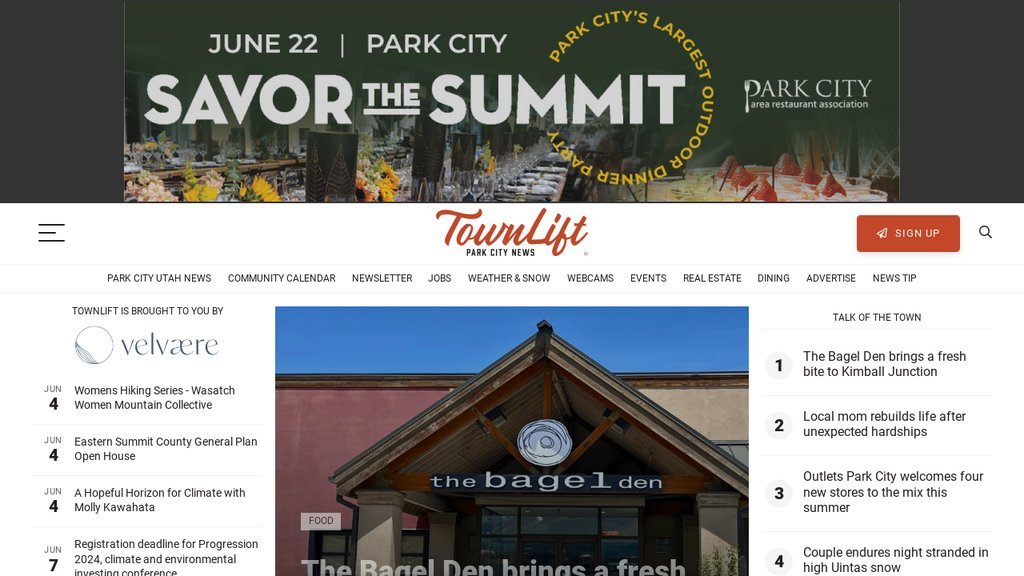 Screenshot of the TownLift website